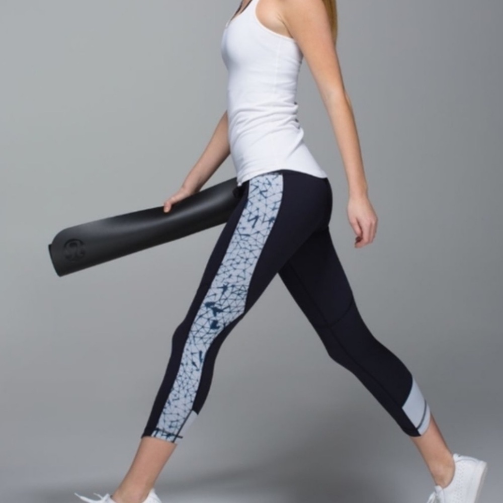 Lululemon Retreat 7/8 Leggings
